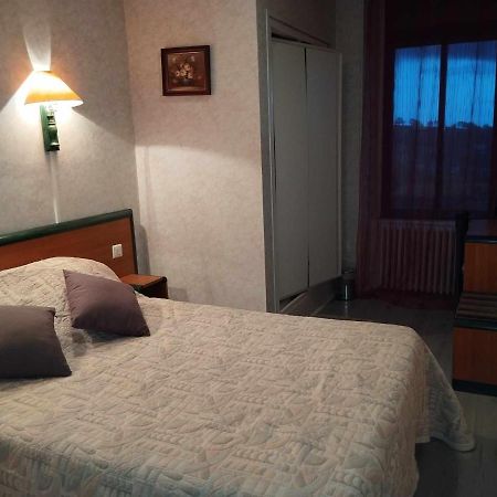 Hotel Moderne Prades-d'Aubrac エクステリア 写真