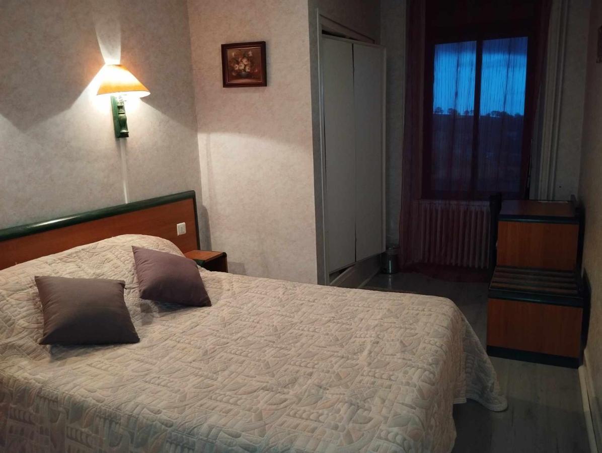 Hotel Moderne Prades-d'Aubrac エクステリア 写真