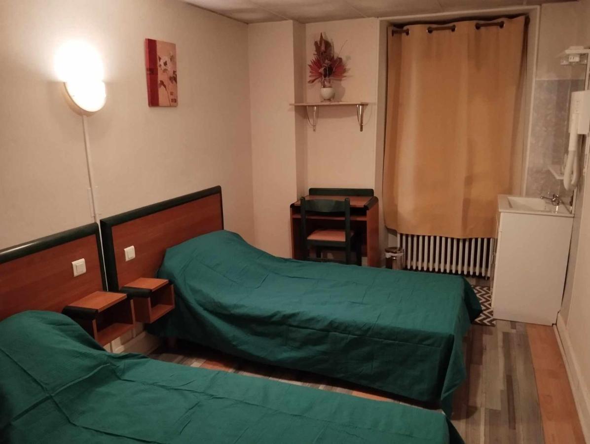 Hotel Moderne Prades-d'Aubrac エクステリア 写真