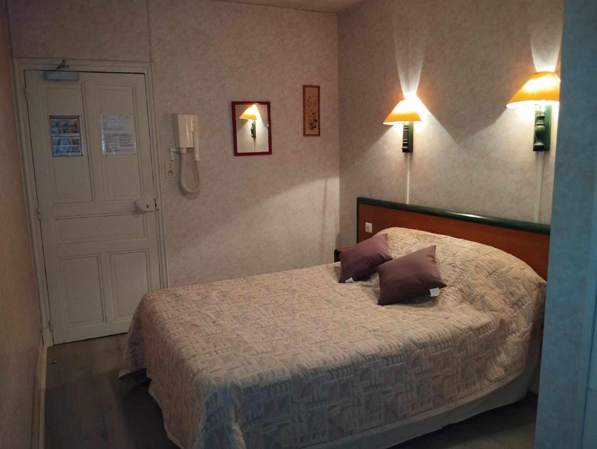 Hotel Moderne Prades-d'Aubrac エクステリア 写真